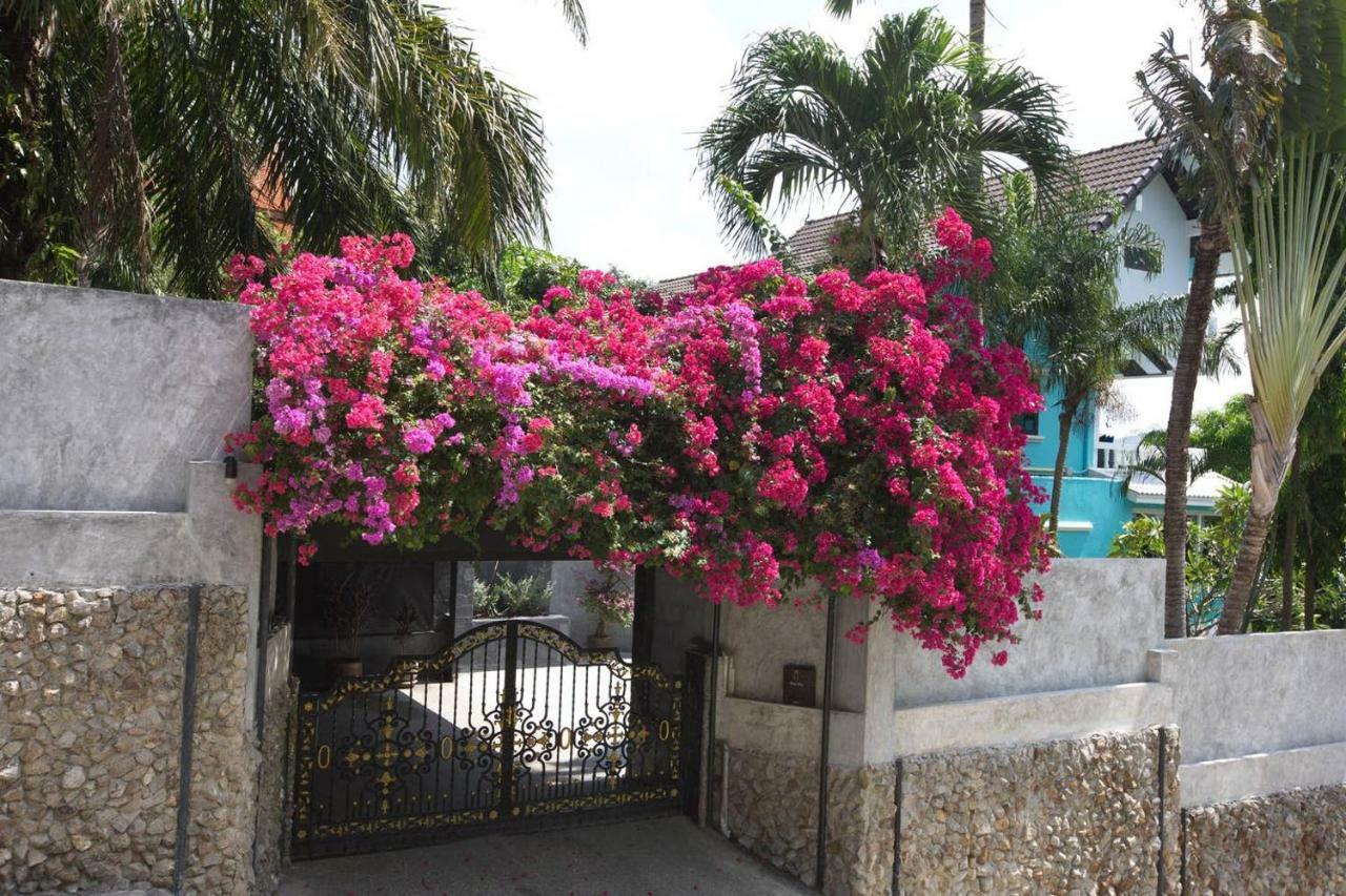 Baan Heaven / Patong Beach Pool Villa Sleeps Up To 15 외부 사진